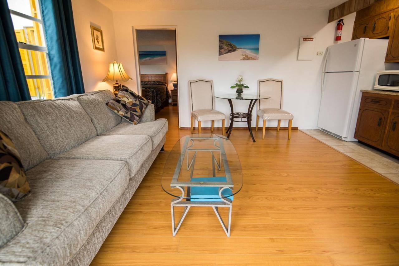Windsong Guest Apartments Pembroke Esterno foto