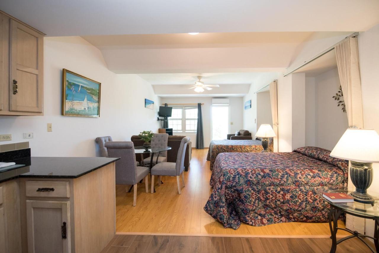 Windsong Guest Apartments Pembroke Esterno foto