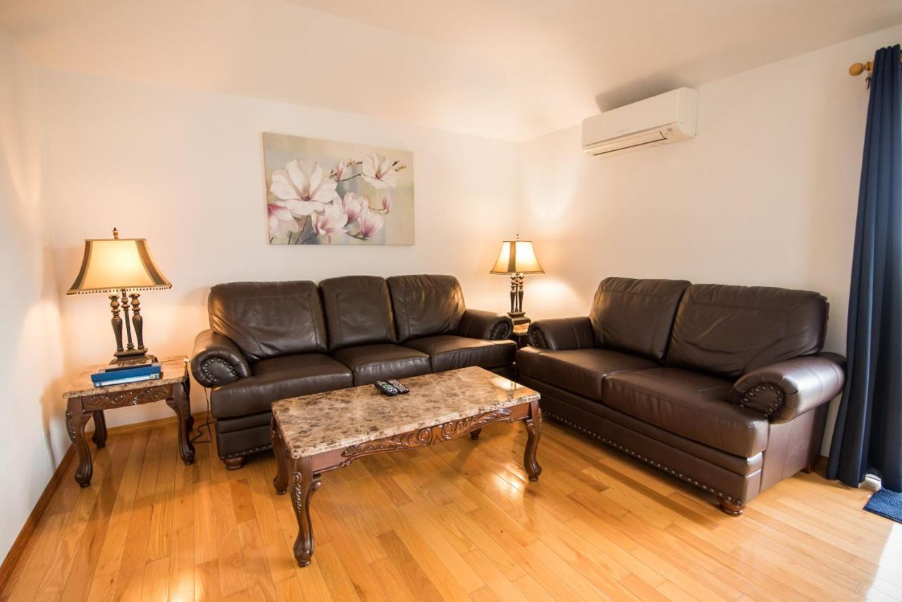Windsong Guest Apartments Pembroke Esterno foto